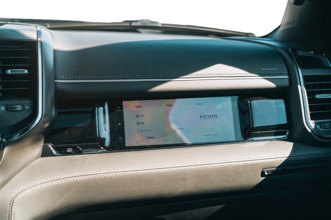 Dodge RAM 1500 Limited Night - foto 10