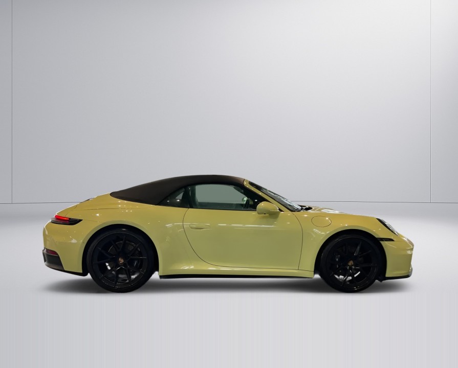 Porsche 911 Carrera (2)