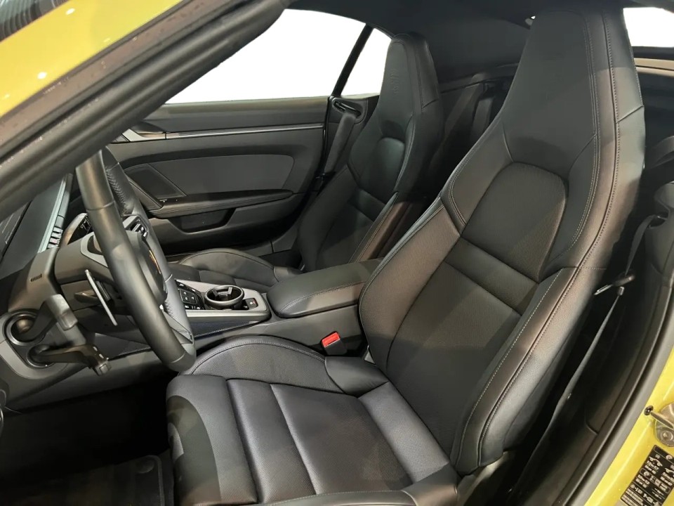 Porsche 911 Carrera - foto 14