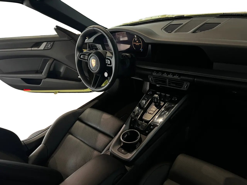 Porsche 911 Carrera - foto 11