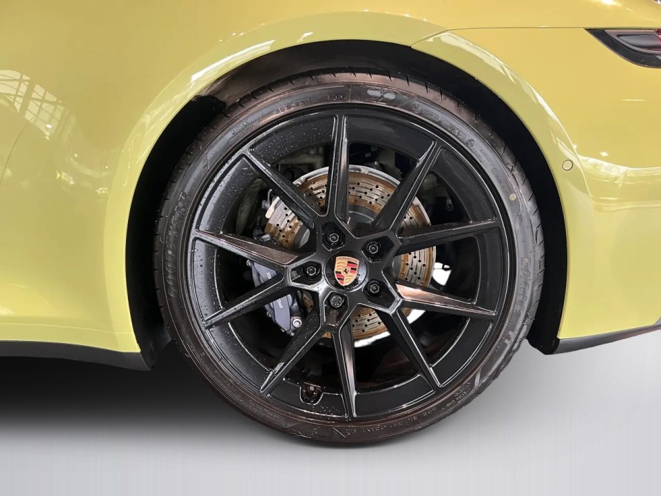 Porsche 911 Carrera - foto 29