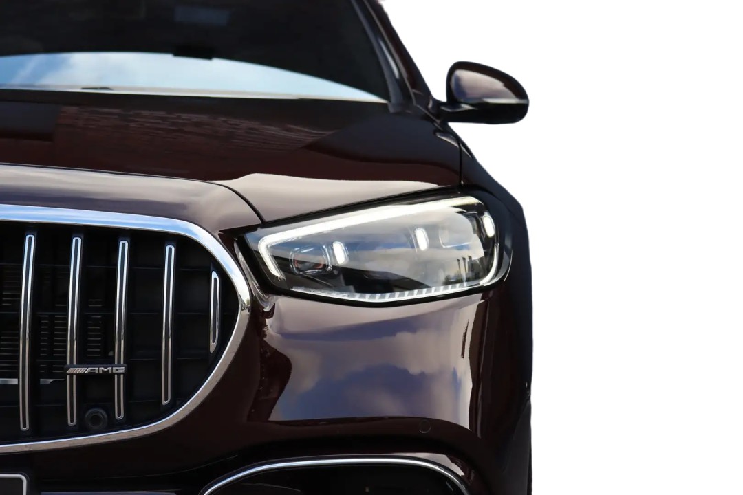 Mercedes-Benz S 63 AMG E Performance - foto 35