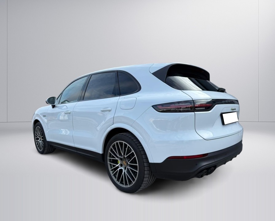 Porsche Cayenne E-Hybrid Platinum Edition (5)
