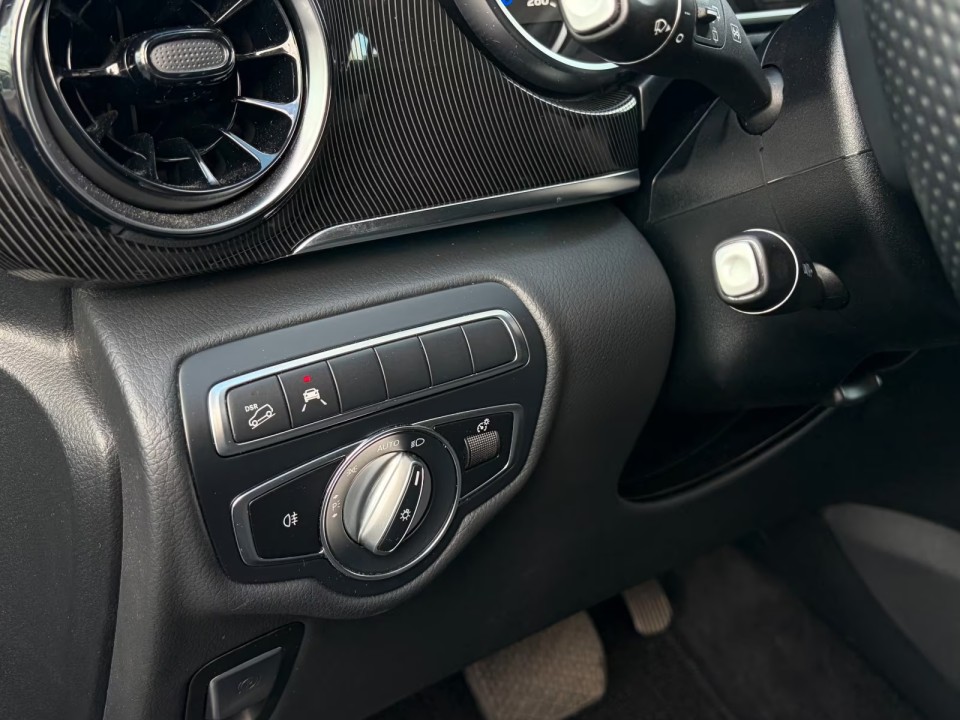 Mercedes-Benz V 300d 4MATIC - foto 17