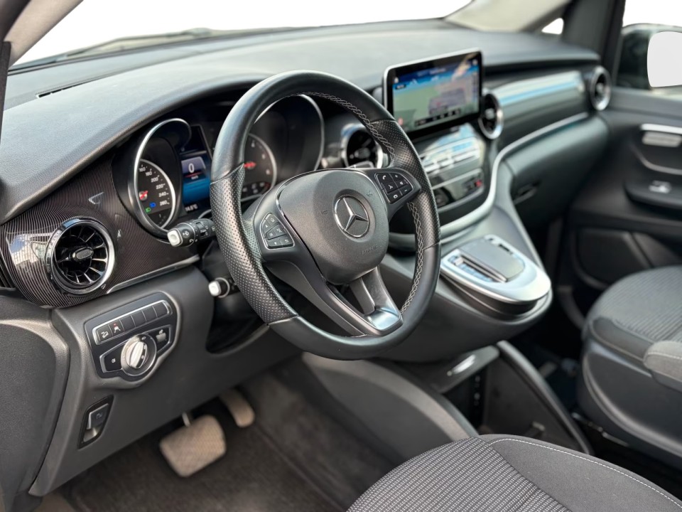 Mercedes-Benz V 300d 4MATIC - foto 10