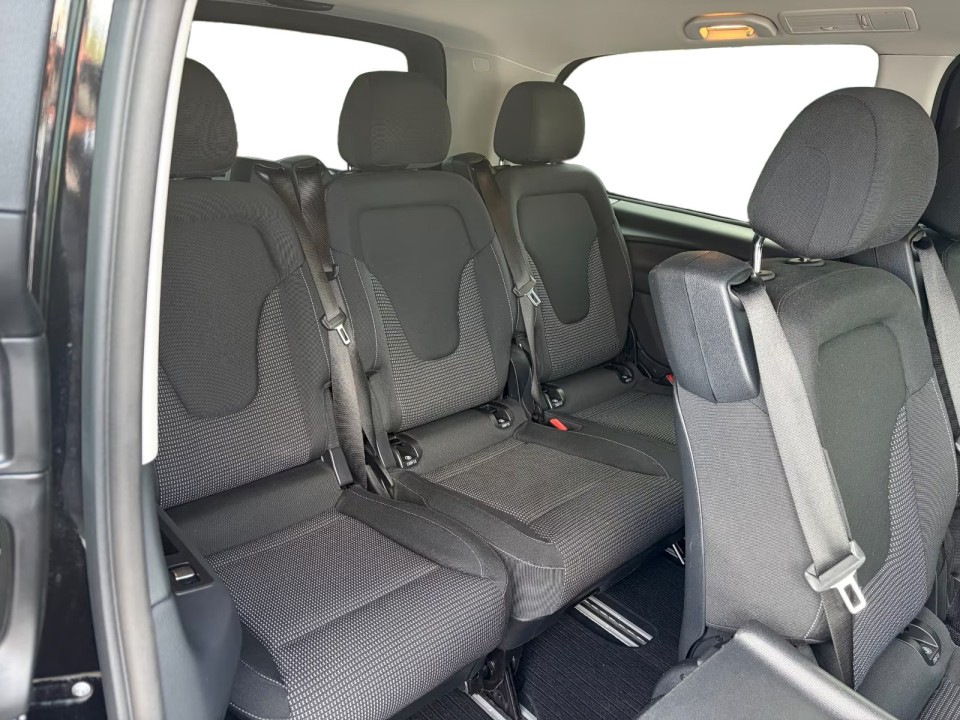 Mercedes-Benz V 300d 4MATIC - foto 11