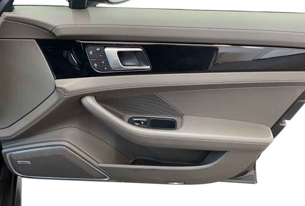 Porsche Panamera 4 Sport Turismo Platinum - foto 20