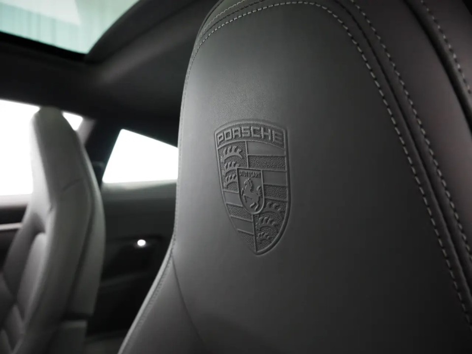 Porsche 911 Carrera 4S - foto 22