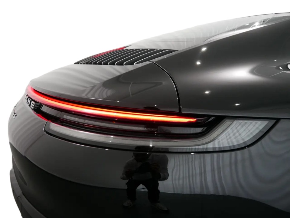 Porsche 911 Carrera 4S - foto 34