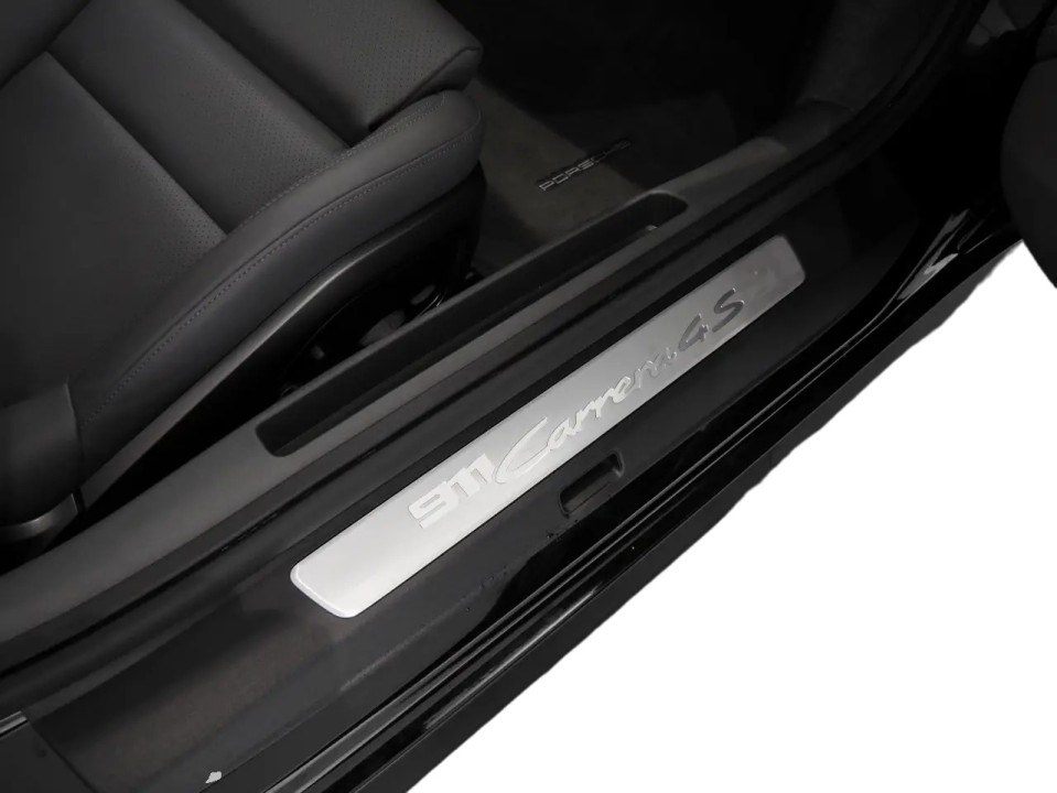 Porsche 911 Carrera 4S - foto 30