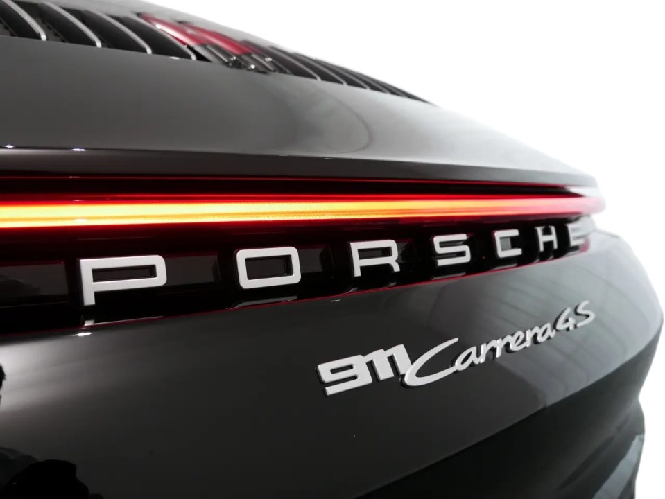 Porsche 911 Carrera 4S - foto 35