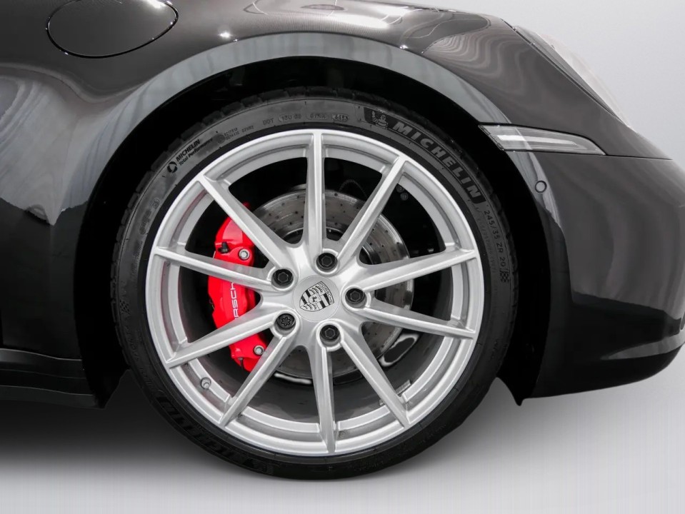 Porsche 911 Carrera 4S - foto 37