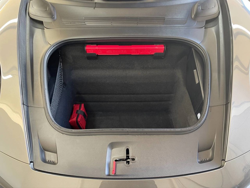 Porsche 911 Carrera 4 - foto 23