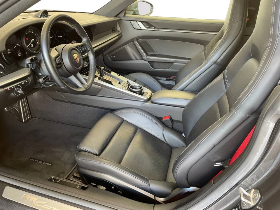 Porsche 911 Carrera 4 - foto 10