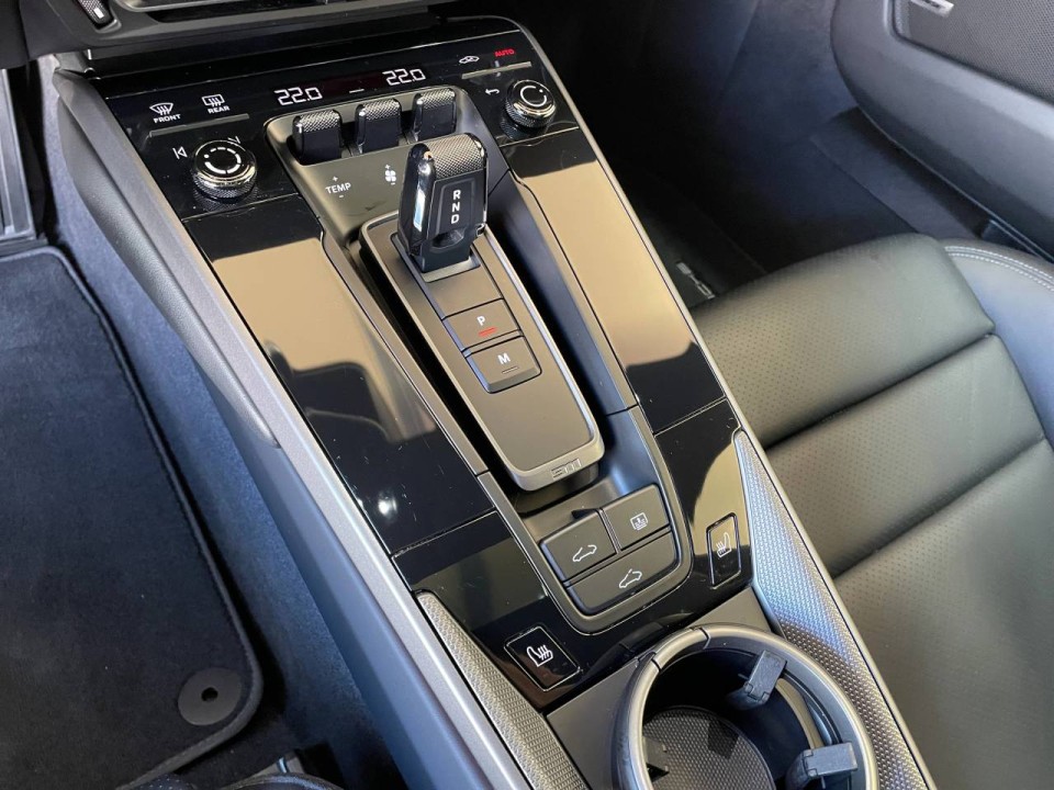 Porsche 911 Carrera 4 - foto 15