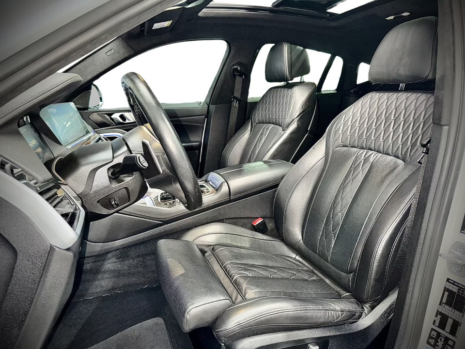 BMW X6 M50i - foto 9