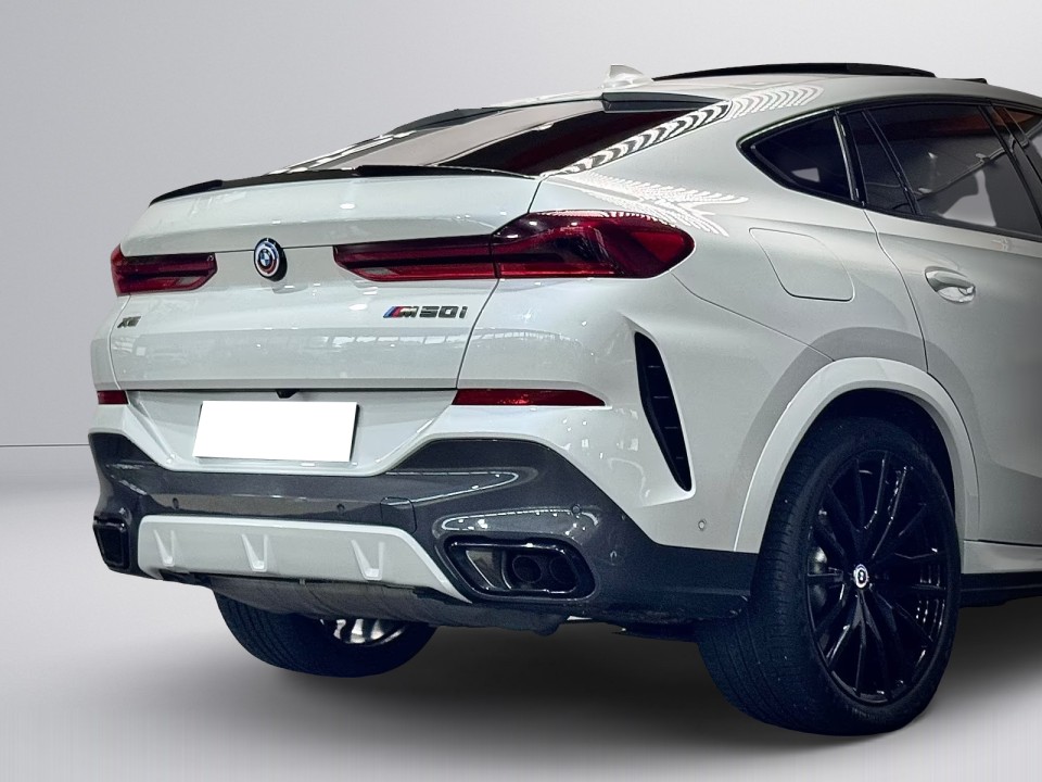 BMW X6 M50i - foto 27