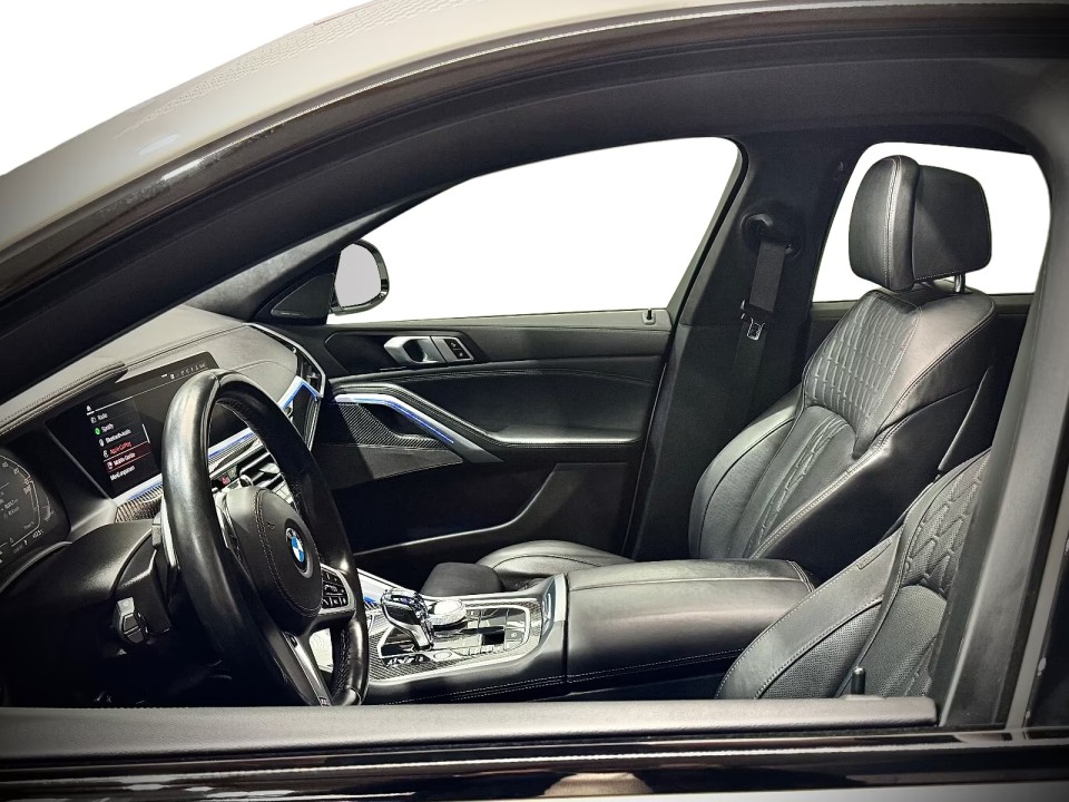 BMW X6 M50i - foto 7