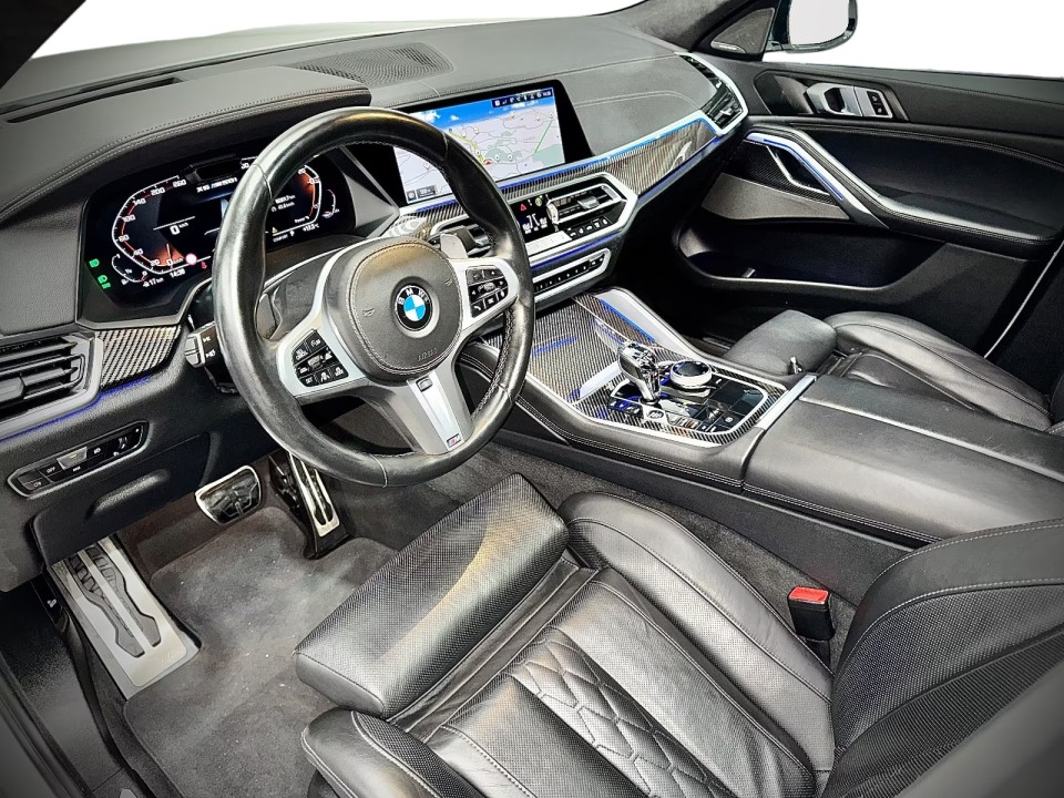 BMW X6 M50i - foto 8
