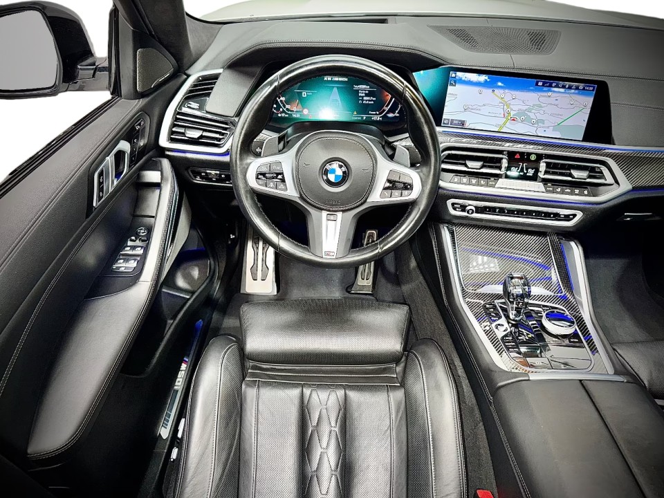 BMW X6 M50i - foto 13