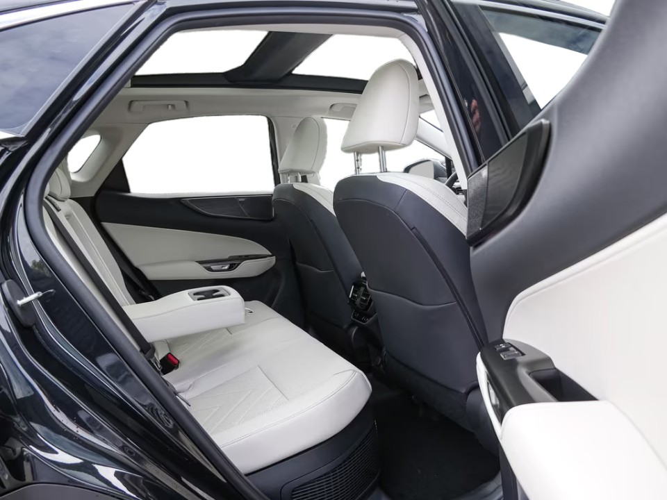 Lexus Seria NX 350h - foto 8