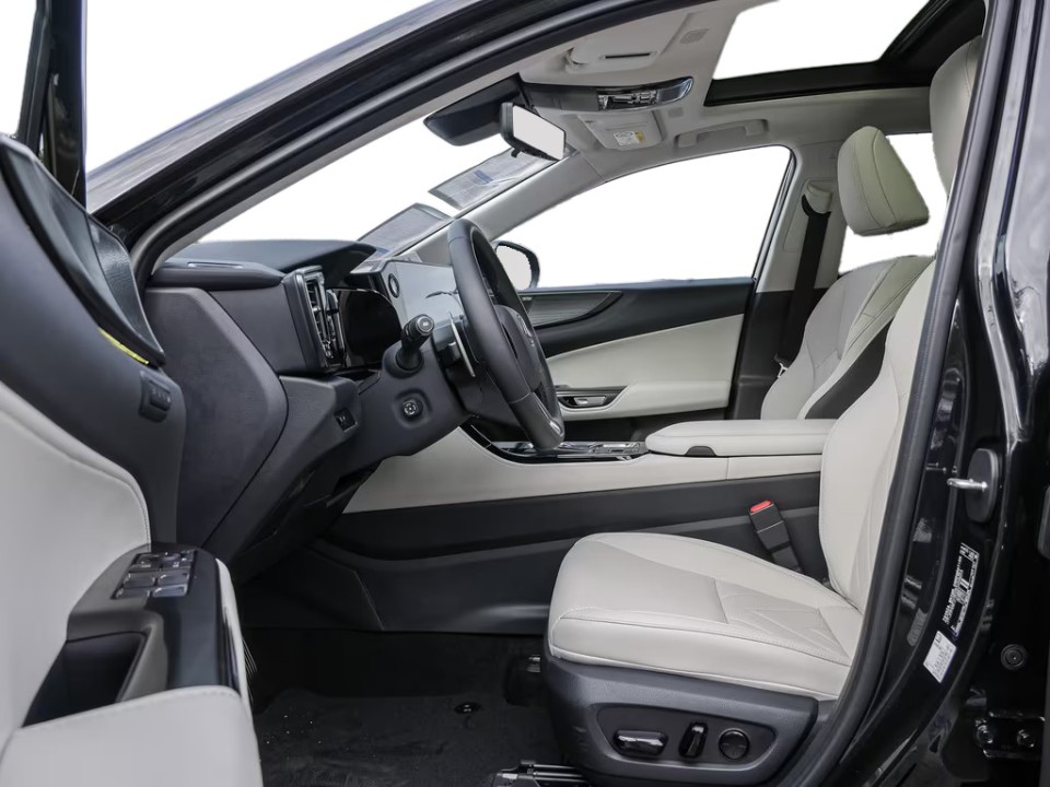 Lexus Seria NX 350h - foto 7