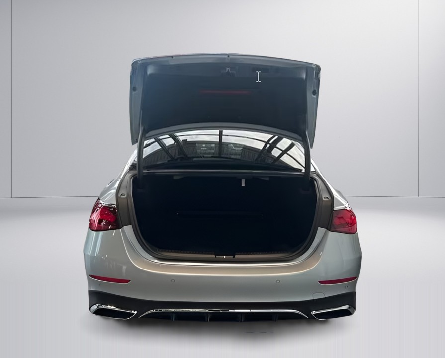 Mercedes-Benz E 450 4MATIC AMG - foto 13