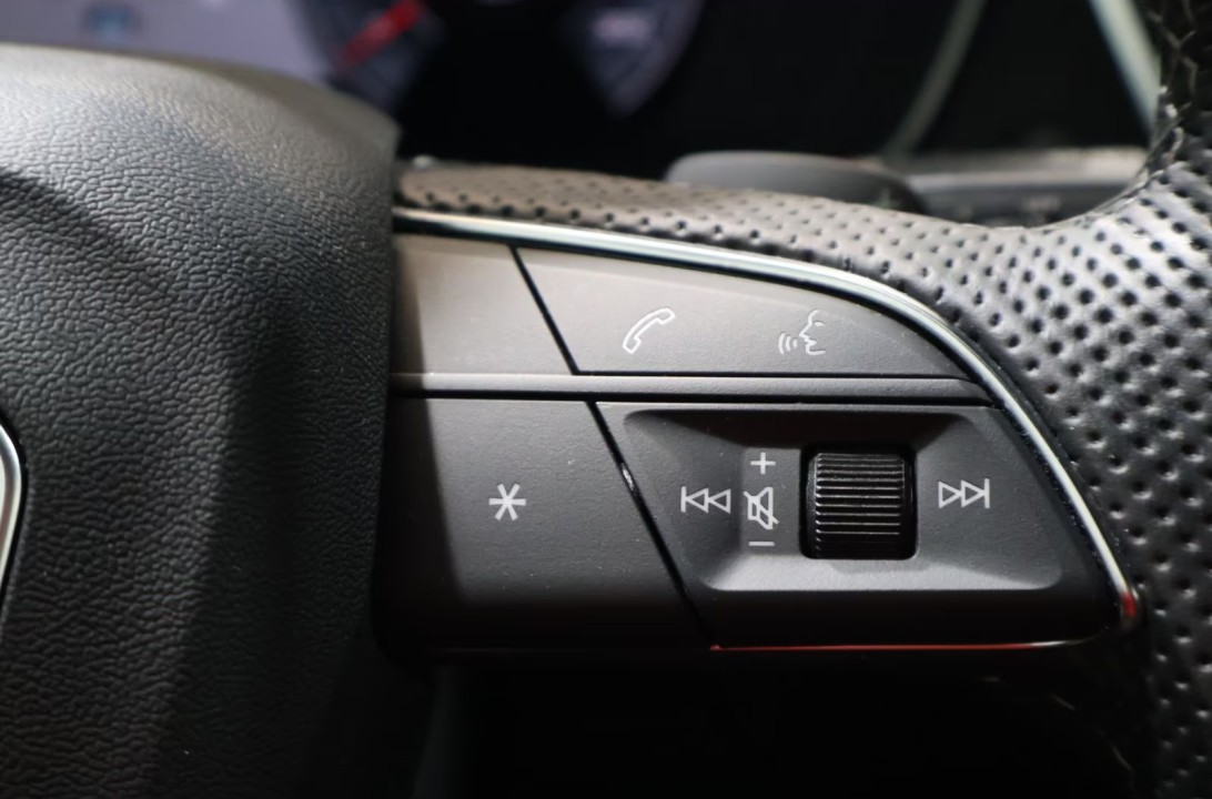 Audi Q5 40 TDI Quattro S line - foto 11