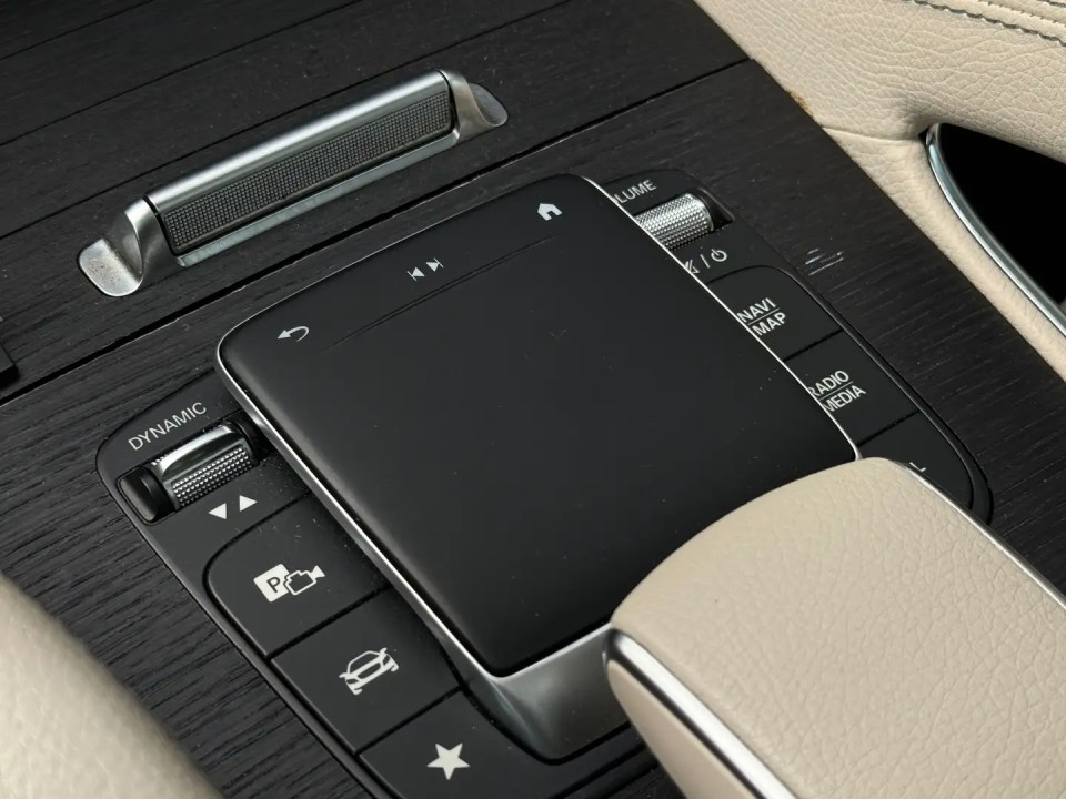 Mercedes-Benz GLE Coupé 350e 4MATIC AMG - foto 16