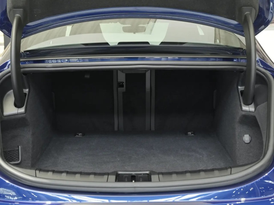 Porsche Taycan - foto 21