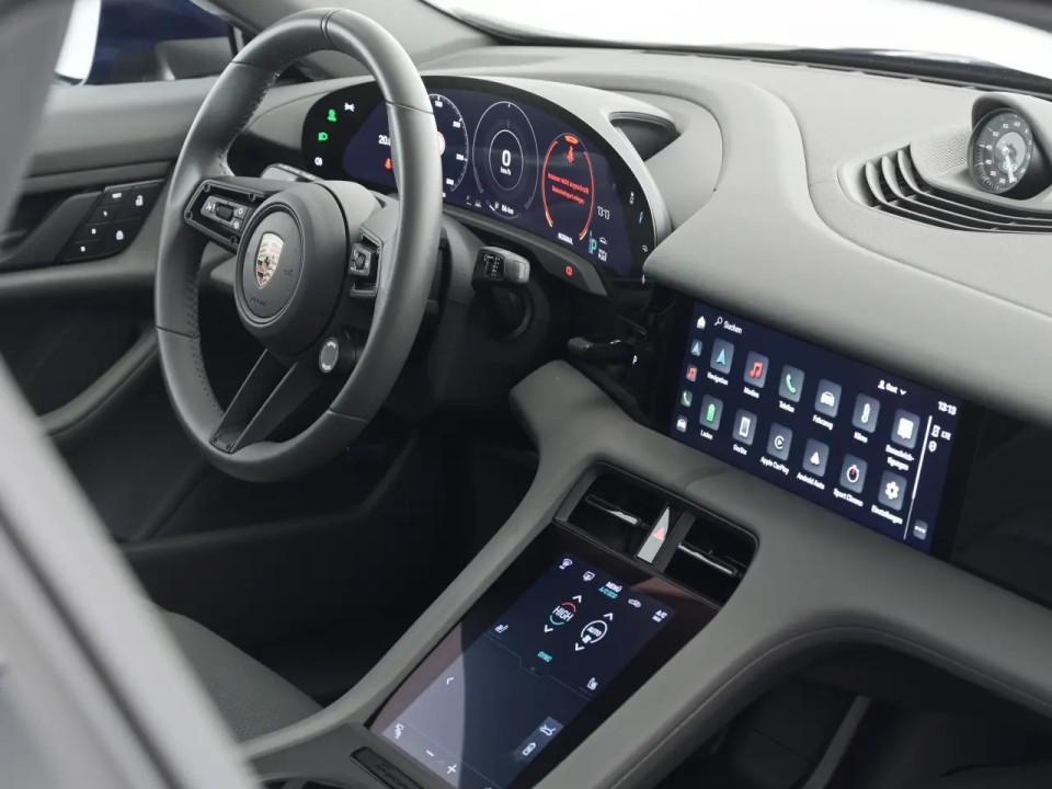 Porsche Taycan - foto 9
