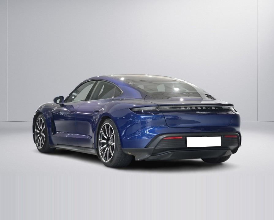 Porsche Taycan (3)