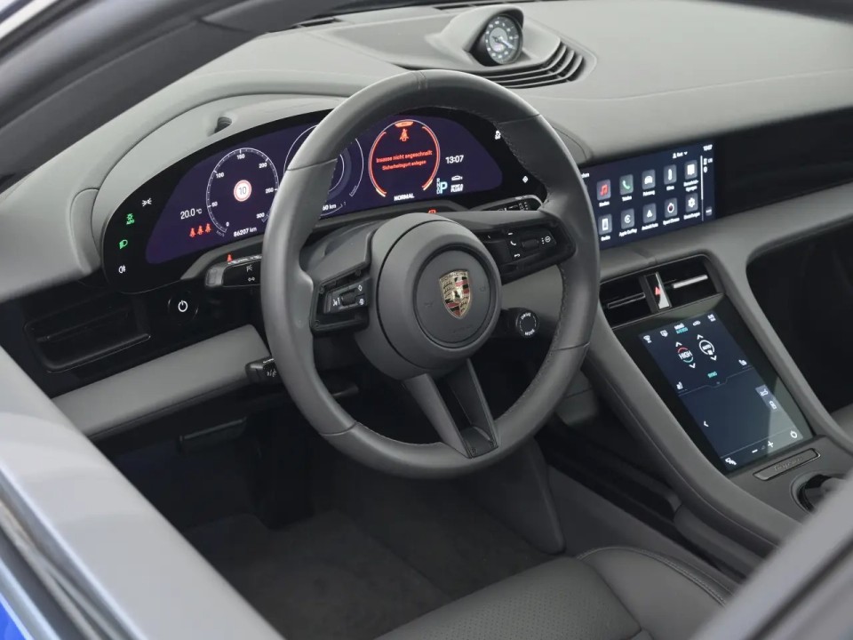 Porsche Taycan - foto 7