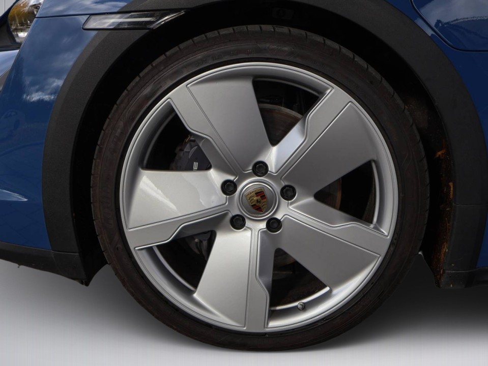 Porsche Taycan 4 Cross Turismo - foto 24