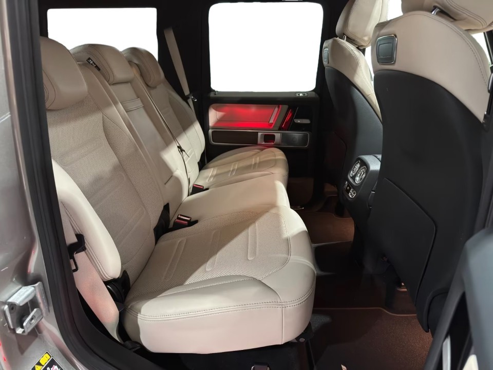 Mercedes-Benz G 500 - foto 19