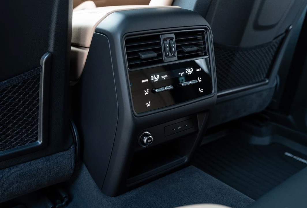 Porsche Cayenne Coupe - foto 25