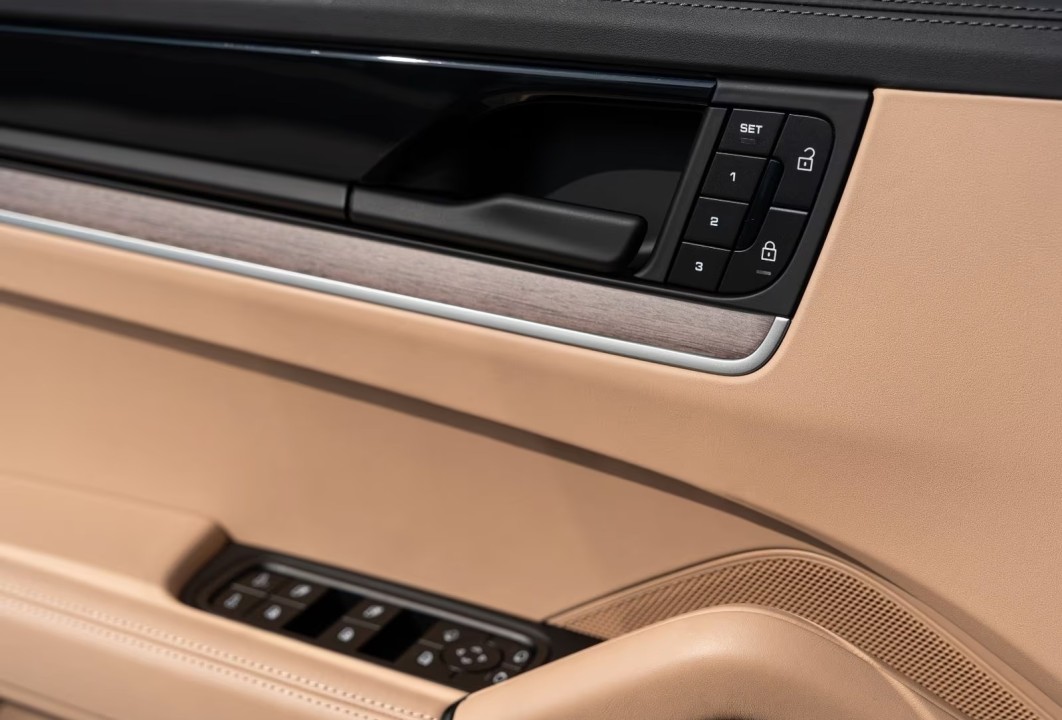 Porsche Cayenne Coupe - foto 29