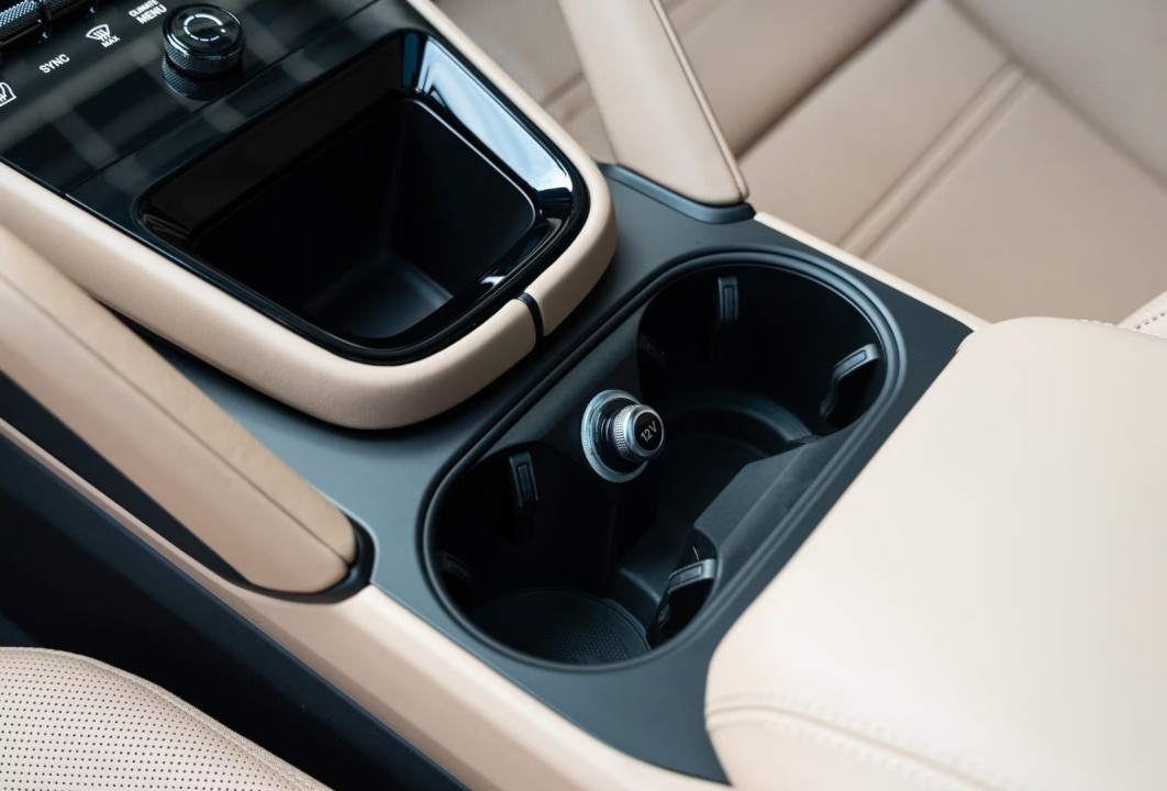 Porsche Cayenne Coupe - foto 18