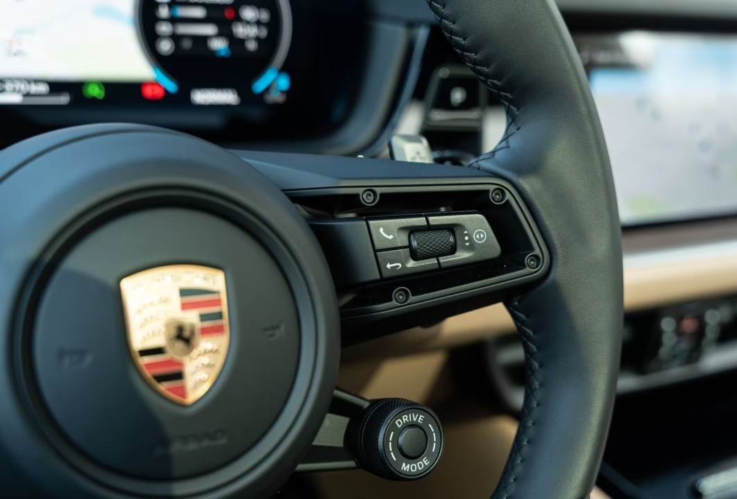 Porsche Cayenne Coupe - foto 16