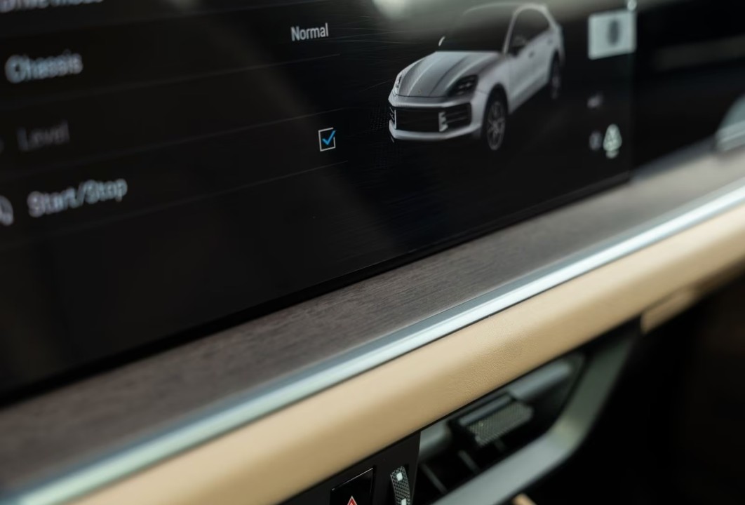 Porsche Cayenne Coupe - foto 20