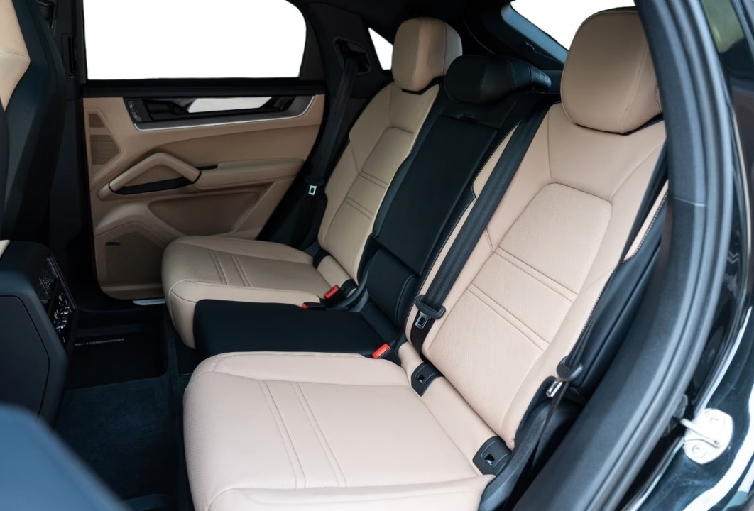 Porsche Cayenne Coupe - foto 26