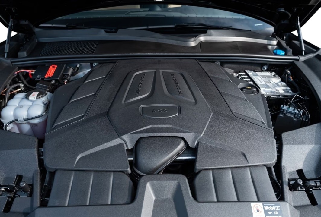 Porsche Cayenne Coupe - foto 37