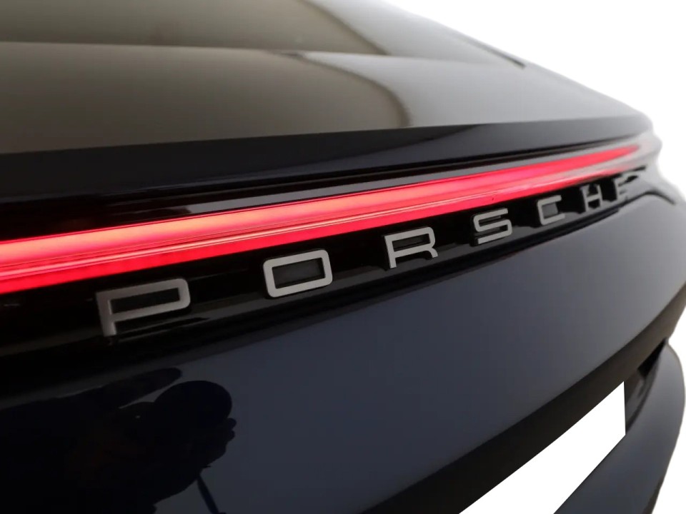 Porsche Panamera 4 E-Hybrid Platinum Edition - foto 22