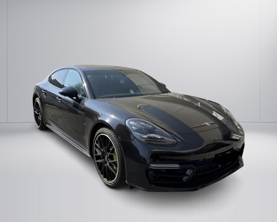 Porsche Panamera 4 E-Hybrid Platinum Edition