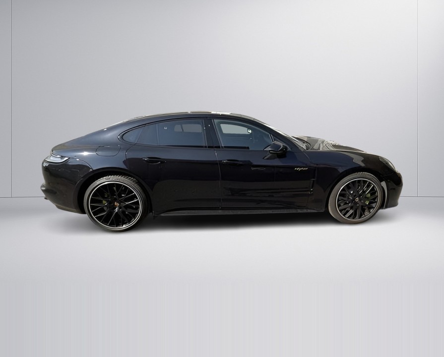 Porsche Panamera 4 E-Hybrid Platinum Edition (2)
