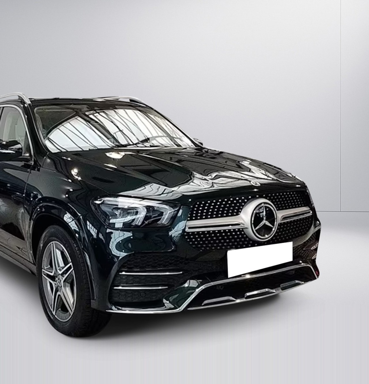 Mercedes-Benz GLE 350de 4MATIC AMG (3)