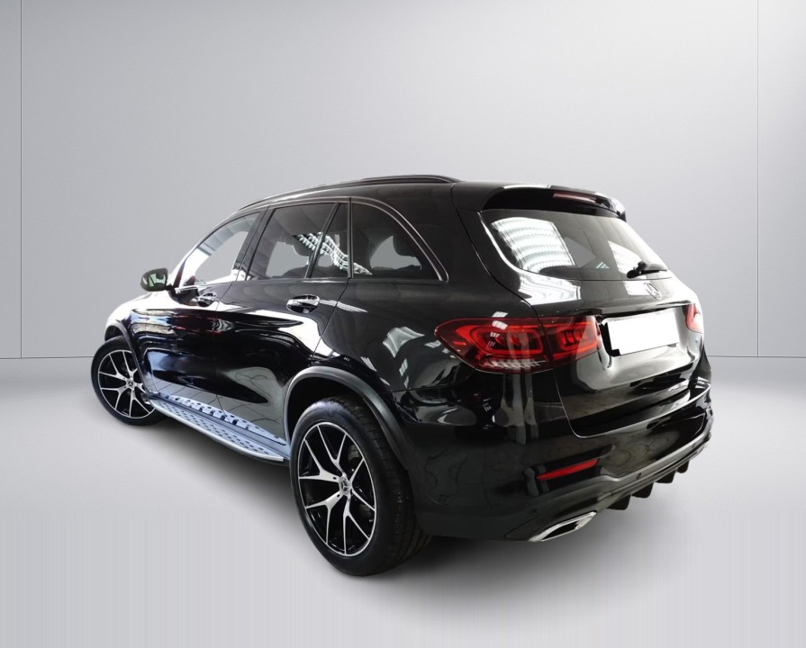 Mercedes-Benz GLC 220d 4MATIC AMG (5)