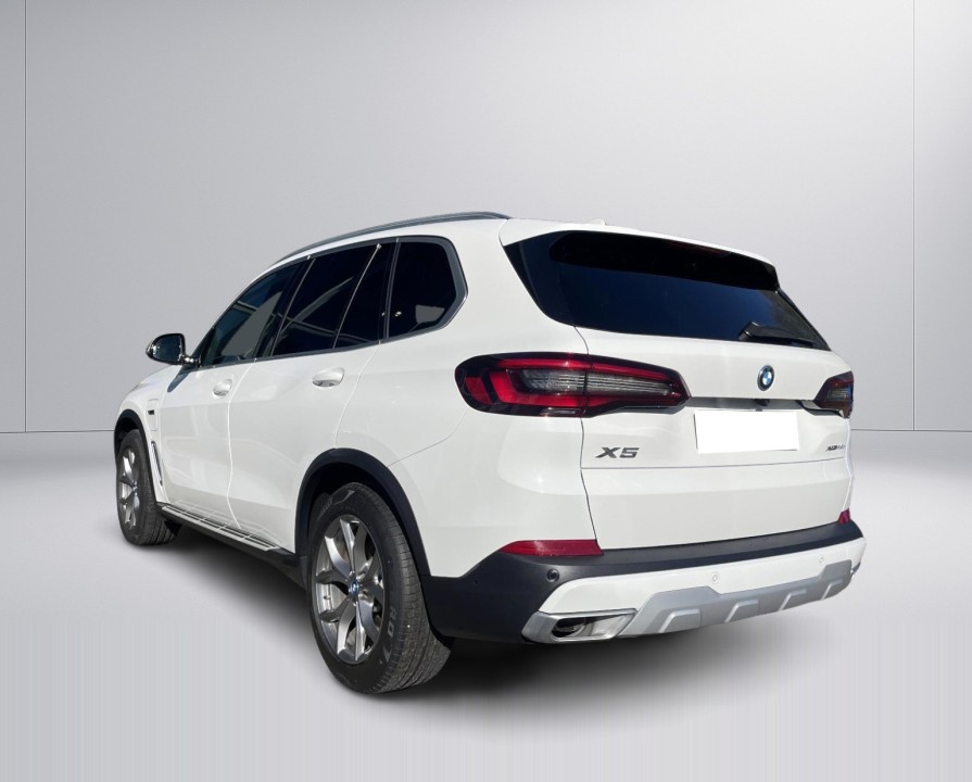 BMW X5 xDrive45e xLine (3)