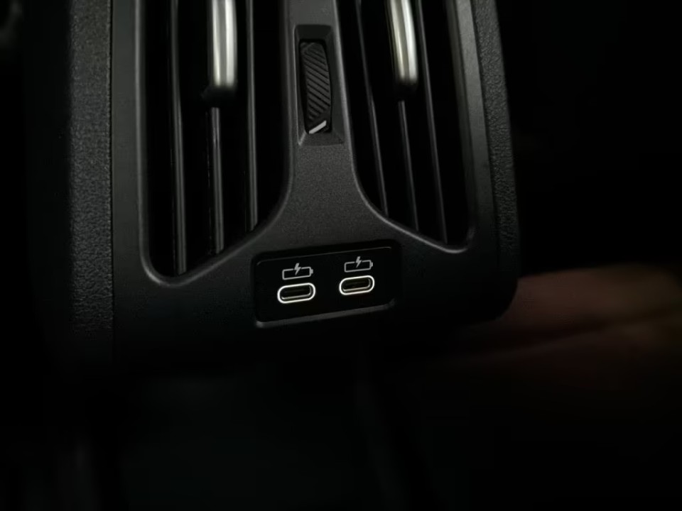 BMW X1 xDrive25e M-Sport - foto 13