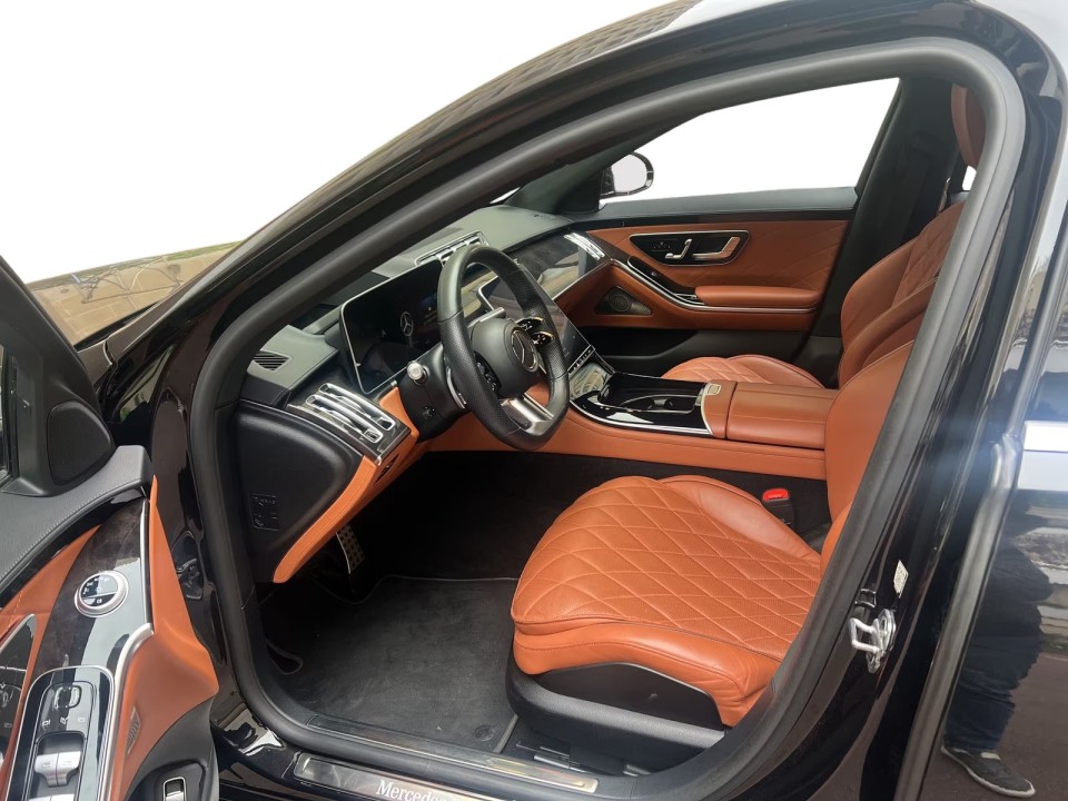 Mercedes-Benz S 500 4MATIC AMG - foto 7